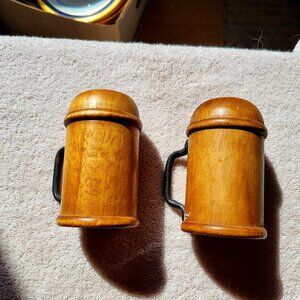 Vintage WINSOME WOOD Salt & Pepper Shakers with Metal Handles GUC SEE PICTURES
